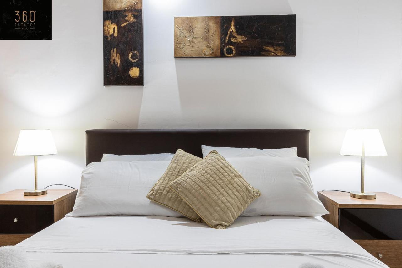 Seafront - Top Location, Top Floor With Wifi & Ac By 360 Estates Valletta Eksteriør bilde